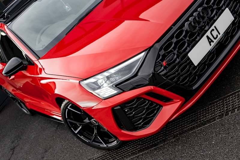 Audi 2.5 TFSI Vorsprung Sportback 5dr Petrol S Tronic quattro Euro 6 (s/s) (400 ps)