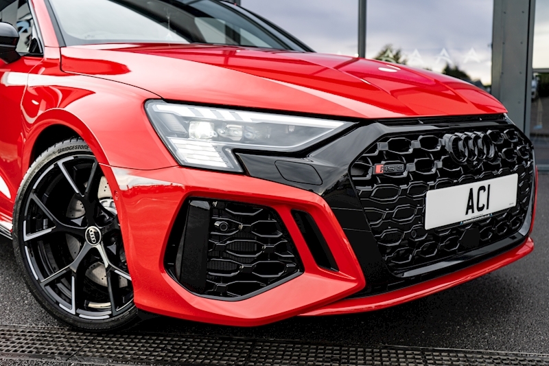 Audi 2.5 TFSI Vorsprung Sportback 5dr Petrol S Tronic quattro Euro 6 (s/s) (400 ps)