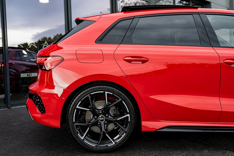 Audi 2.5 TFSI Vorsprung Sportback 5dr Petrol S Tronic quattro Euro 6 (s/s) (400 ps)