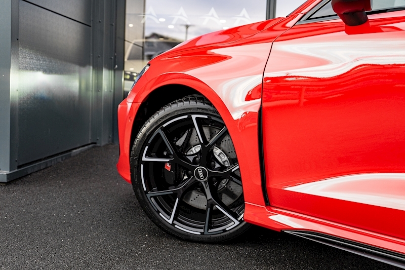 Audi 2.5 TFSI Vorsprung Sportback 5dr Petrol S Tronic quattro Euro 6 (s/s) (400 ps)