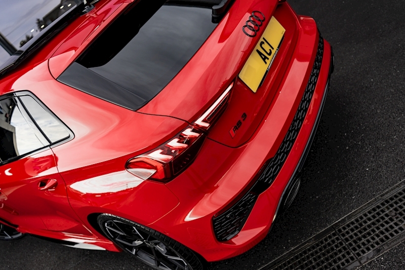 Audi 2.5 TFSI Vorsprung Sportback 5dr Petrol S Tronic quattro Euro 6 (s/s) (400 ps)