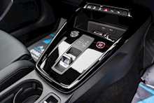 Audi 2.5 TFSI Vorsprung Sportback 5dr Petrol S Tronic quattro Euro 6 (s/s) (400 ps)