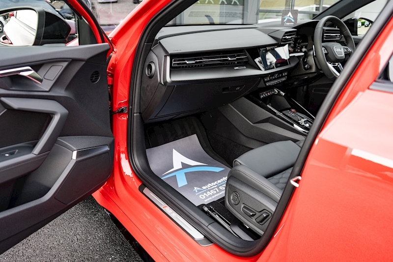 Audi 2.5 TFSI Vorsprung Sportback 5dr Petrol S Tronic quattro Euro 6 (s/s) (400 ps)