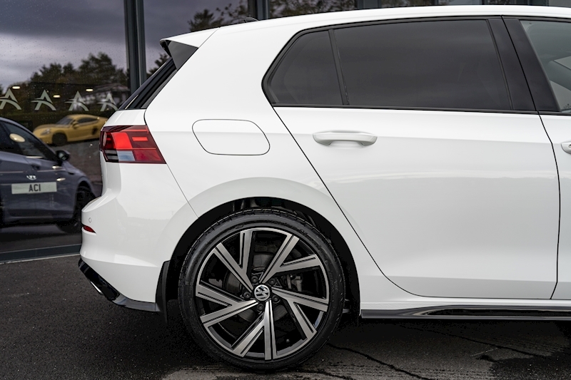 Volkswagen 2.0 TDI R-Line Hatchback 5dr Diesel DSG Euro 6 (s/s) (150 ps)