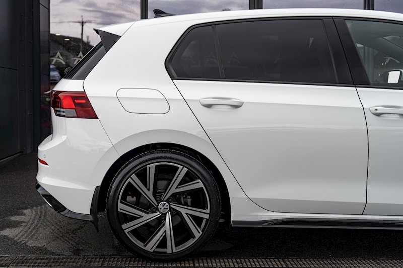 Volkswagen 2.0 TDI R-Line Hatchback 5dr Diesel DSG Euro 6 (s/s) (150 ps)