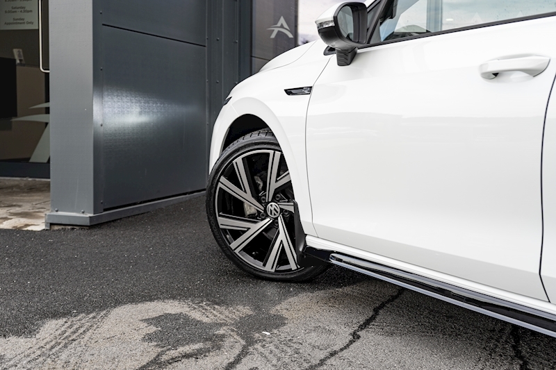 Volkswagen 2.0 TDI R-Line Hatchback 5dr Diesel DSG Euro 6 (s/s) (150 ps)