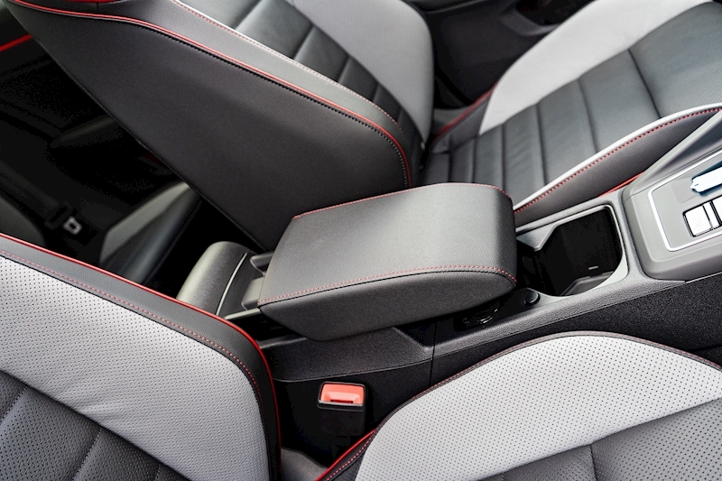 Volkswagen 2.0 TSI GTI Clubsport 45 Hatchback 5dr Petrol DSG Euro 6 (s/s) (300 ps)