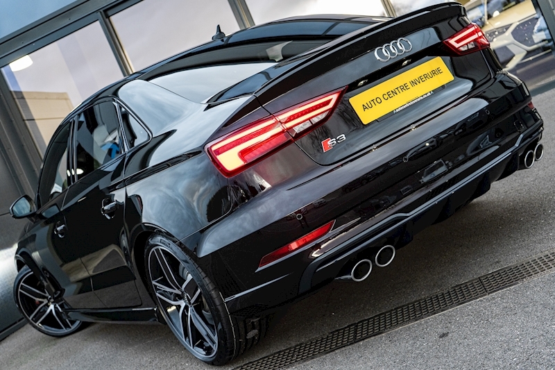 Audi 2.0 TFSI Black Edition Saloon 4dr Petrol S Tronic quattro Euro 6 (s/s) (310 ps)