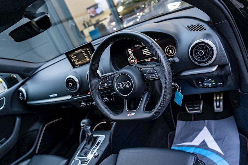 Audi 2.0 TFSI Black Edition Saloon 4dr Petrol S Tronic quattro Euro 6 (s/s) (310 ps)