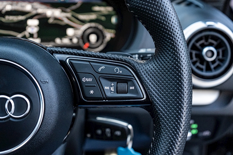 Audi 2.0 TFSI Black Edition Saloon 4dr Petrol S Tronic quattro Euro 6 (s/s) (310 ps)