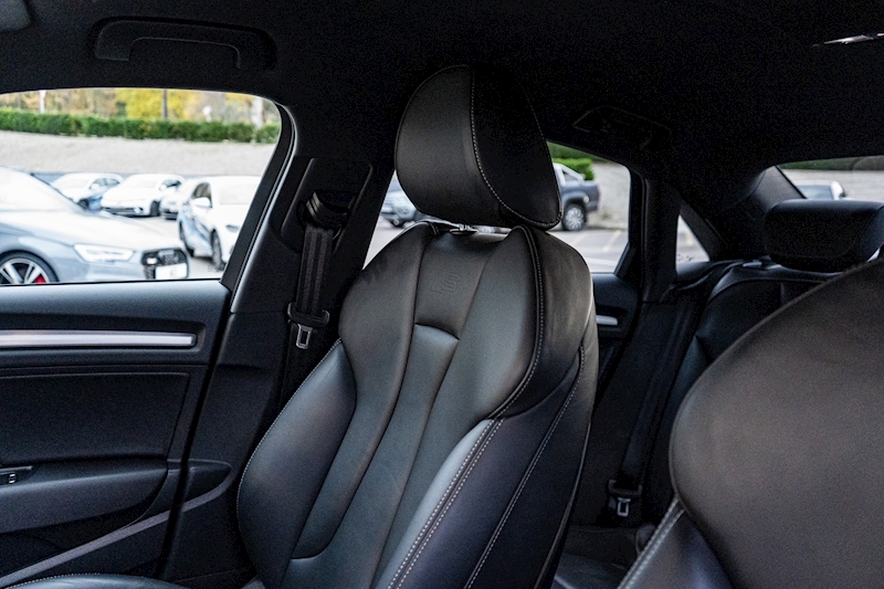 Audi 2.0 TFSI Black Edition Saloon 4dr Petrol S Tronic quattro Euro 6 (s/s) (310 ps)