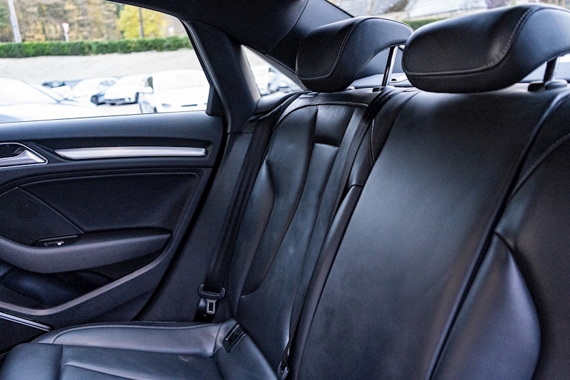 Audi 2.0 TFSI Black Edition Saloon 4dr Petrol S Tronic quattro Euro 6 (s/s) (310 ps)