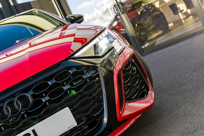 Audi 2.5 TFSI Vorsprung Sportback 5dr Petrol S Tronic quattro Euro 6 (s/s) (400 ps)