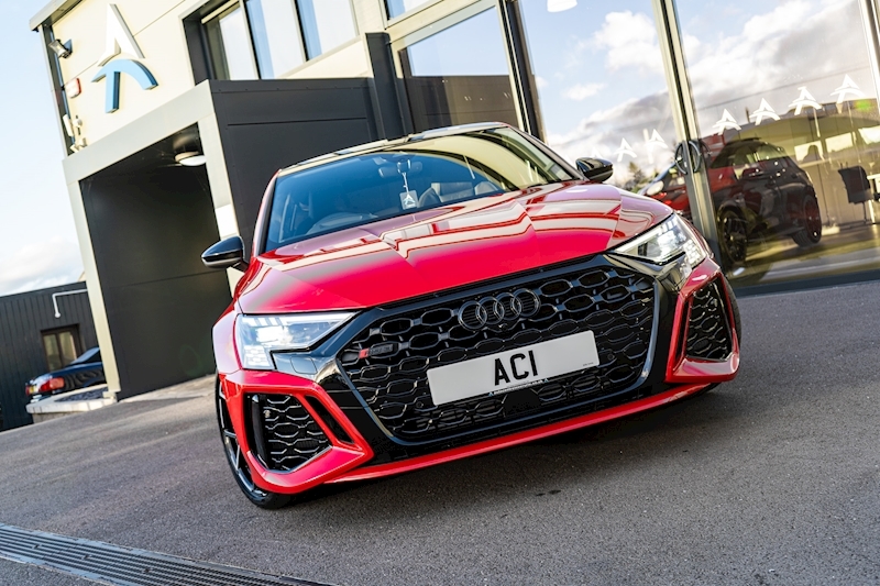 Audi 2.5 TFSI Vorsprung Sportback 5dr Petrol S Tronic quattro Euro 6 (s/s) (400 ps)