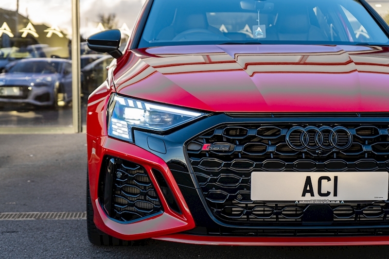 Audi 2.5 TFSI Vorsprung Sportback 5dr Petrol S Tronic quattro Euro 6 (s/s) (400 ps)