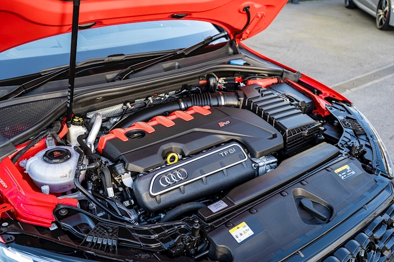 Audi 2.5 TFSI Vorsprung Sportback 5dr Petrol S Tronic quattro Euro 6 (s/s) (400 ps)