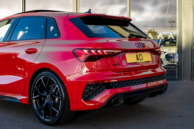 Audi 2.5 TFSI Vorsprung Sportback 5dr Petrol S Tronic quattro Euro 6 (s/s) (400 ps)