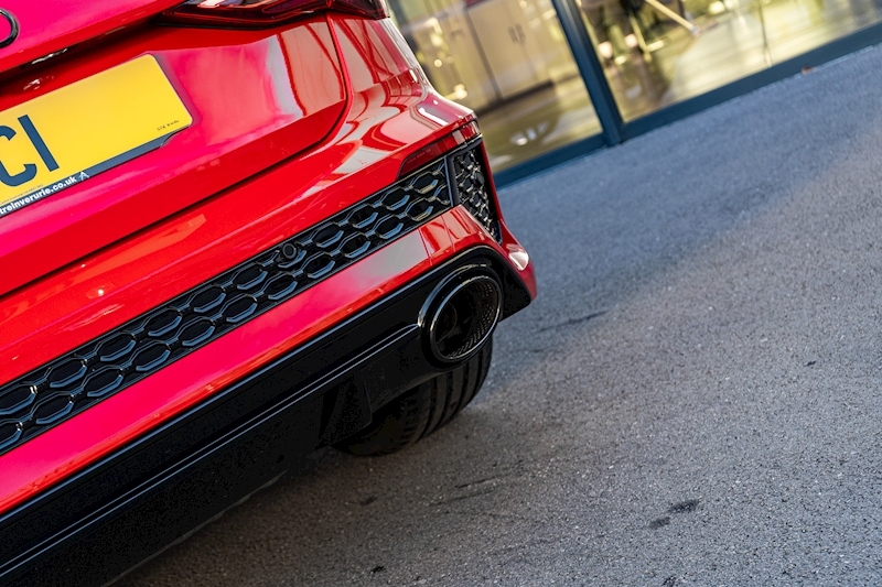 Audi 2.5 TFSI Vorsprung Sportback 5dr Petrol S Tronic quattro Euro 6 (s/s) (400 ps)