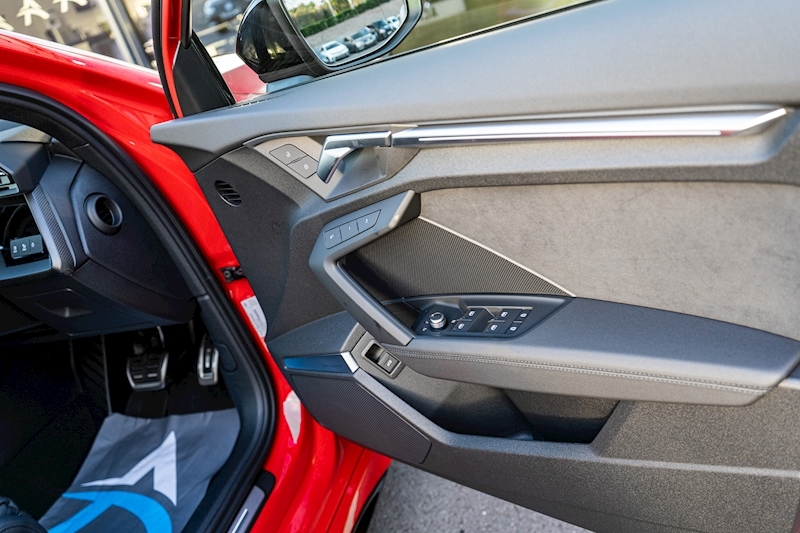 Audi 2.5 TFSI Vorsprung Sportback 5dr Petrol S Tronic quattro Euro 6 (s/s) (400 ps)