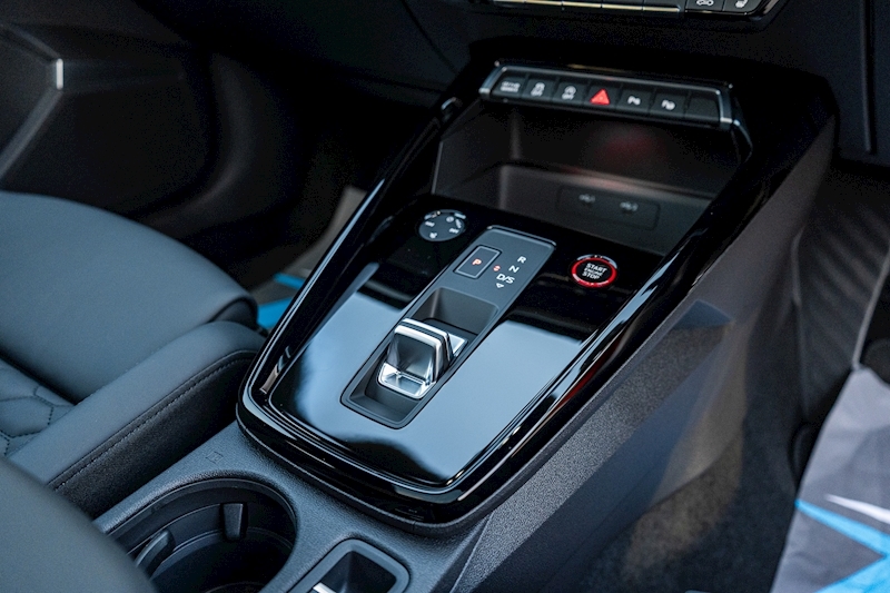 Audi 2.5 TFSI Vorsprung Sportback 5dr Petrol S Tronic quattro Euro 6 (s/s) (400 ps)