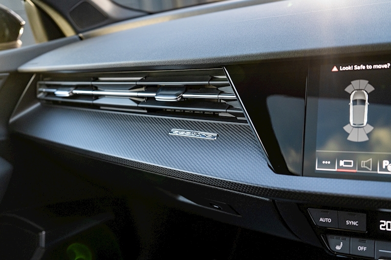 Audi 2.5 TFSI Vorsprung Sportback 5dr Petrol S Tronic quattro Euro 6 (s/s) (400 ps)