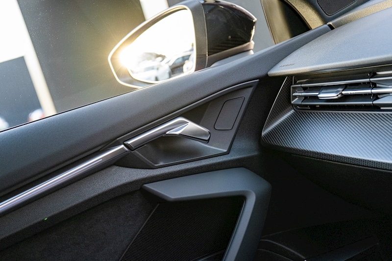 Audi 2.5 TFSI Vorsprung Sportback 5dr Petrol S Tronic quattro Euro 6 (s/s) (400 ps)