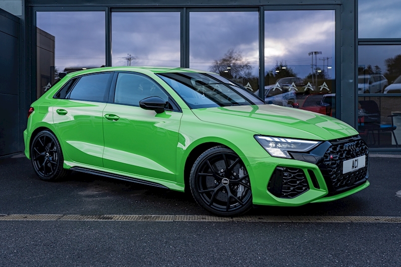 Audi 2.5 TFSI Carbon Black Sportback 5dr Petrol S Tronic quattro Euro 6 (s/s) (400 ps)