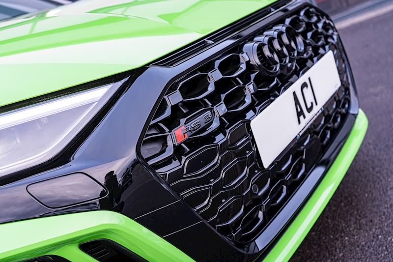 Audi 2.5 TFSI Carbon Black Sportback 5dr Petrol S Tronic quattro Euro 6 (s/s) (400 ps)