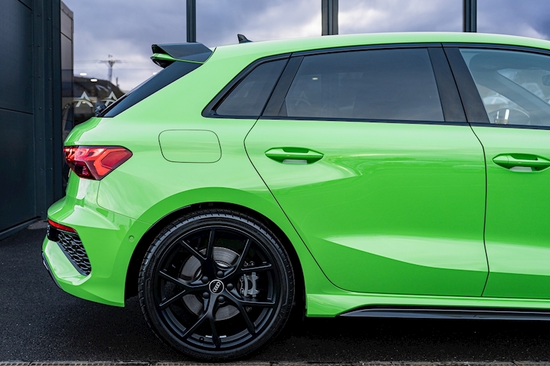 Audi 2.5 TFSI Carbon Black Sportback 5dr Petrol S Tronic quattro Euro 6 (s/s) (400 ps)