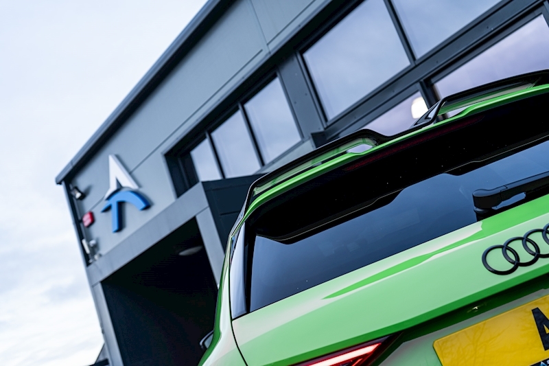 Audi 2.5 TFSI Carbon Black Sportback 5dr Petrol S Tronic quattro Euro 6 (s/s) (400 ps)