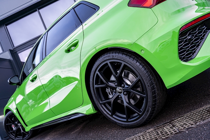 Audi 2.5 TFSI Carbon Black Sportback 5dr Petrol S Tronic quattro Euro 6 (s/s) (400 ps)