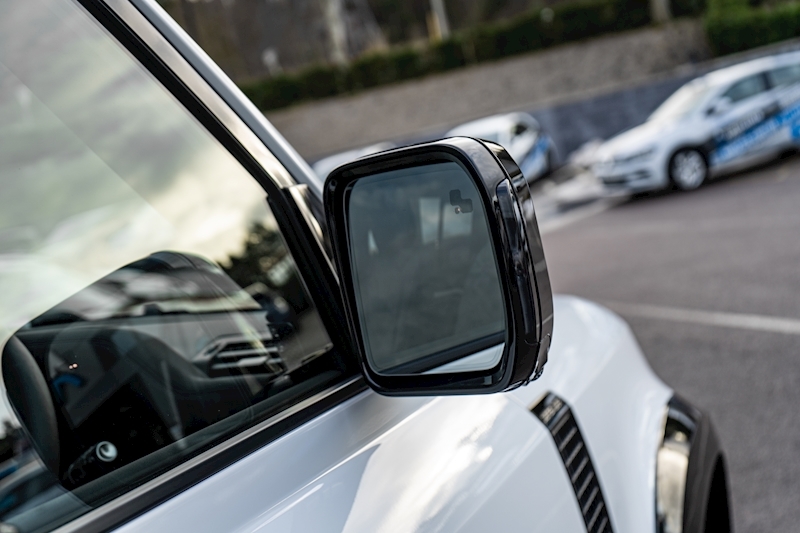 Land Rover D300 MHEV X-Dynamic SE 3.0 5dr SUV Automatic Diesel