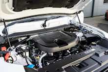 Land Rover D300 MHEV X-Dynamic SE 3.0 5dr SUV Automatic Diesel