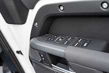 Land Rover D300 MHEV X-Dynamic SE 3.0 5dr SUV Automatic Diesel