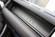 Land Rover D300 MHEV X-Dynamic SE 3.0 5dr SUV Automatic Diesel