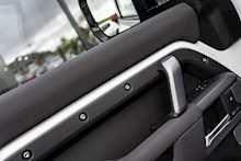 Land Rover D300 MHEV X-Dynamic SE 3.0 5dr SUV Automatic Diesel