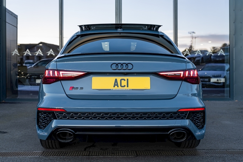 Audi 2.5 TFSI Vorsprung Saloon 4dr Petrol S Tronic quattro Euro 6 (s/s) (400 ps)