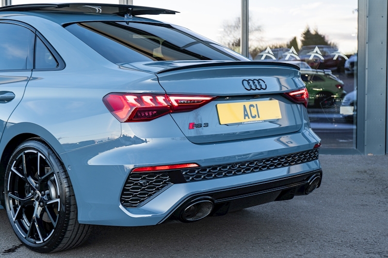 Audi 2.5 TFSI Vorsprung Saloon 4dr Petrol S Tronic quattro Euro 6 (s/s) (400 ps)