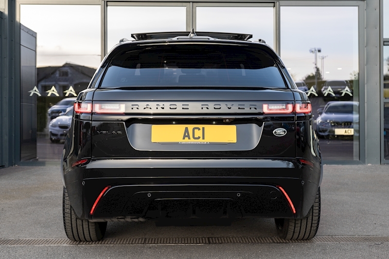 Land Rover 2.0 D200 MHEV R-Dynamic SE SUV 5dr Diesel Auto 4WD Euro 6 (s/s) (204 ps)