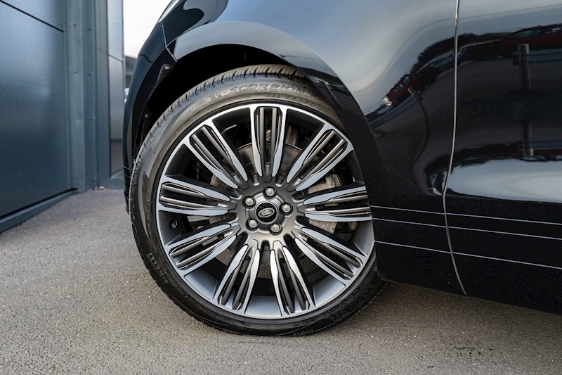 Land Rover 2.0 D200 MHEV R-Dynamic SE SUV 5dr Diesel Auto 4WD Euro 6 (s/s) (204 ps)