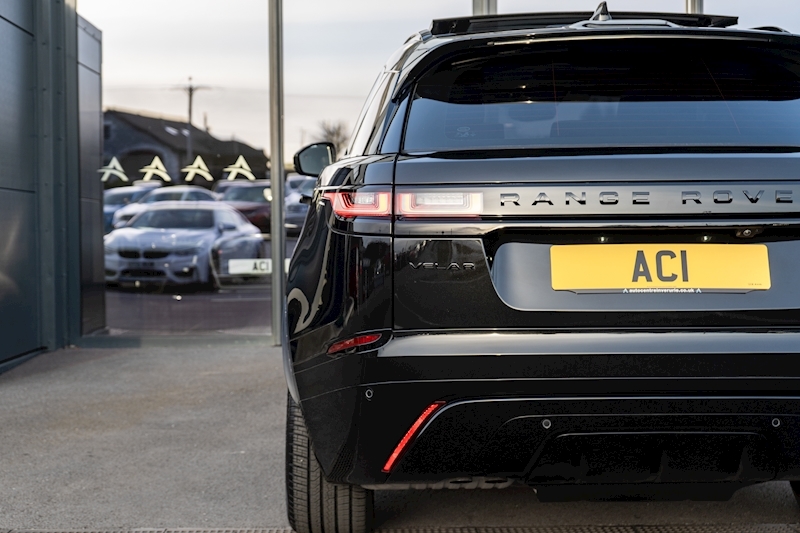 Land Rover 2.0 D200 MHEV R-Dynamic SE SUV 5dr Diesel Auto 4WD Euro 6 (s/s) (204 ps)