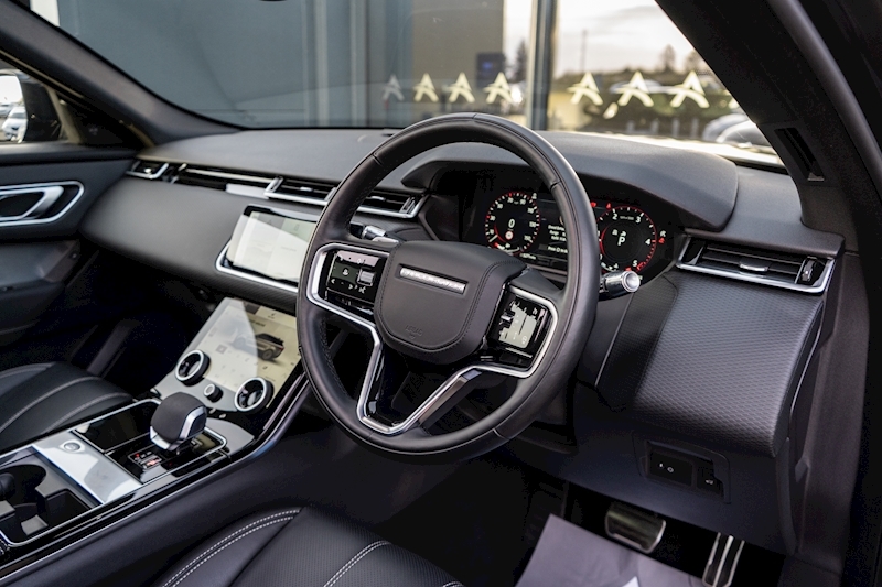 Land Rover 2.0 D200 MHEV R-Dynamic SE SUV 5dr Diesel Auto 4WD Euro 6 (s/s) (204 ps)