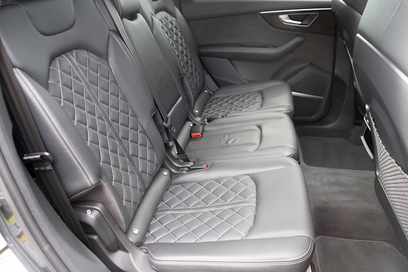 Audi 4.0 TFSI V8 Vorsprung SUV 5dr Petrol Tiptronic quattro Euro 6 (s/s) (507 ps)