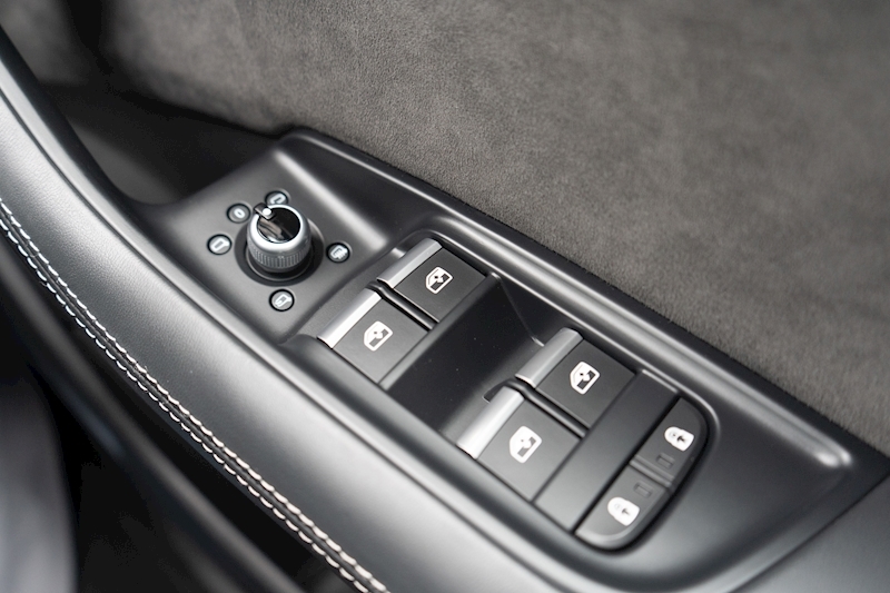 Audi 4.0 TFSI V8 Vorsprung SUV 5dr Petrol Tiptronic quattro Euro 6 (s/s) (507 ps)