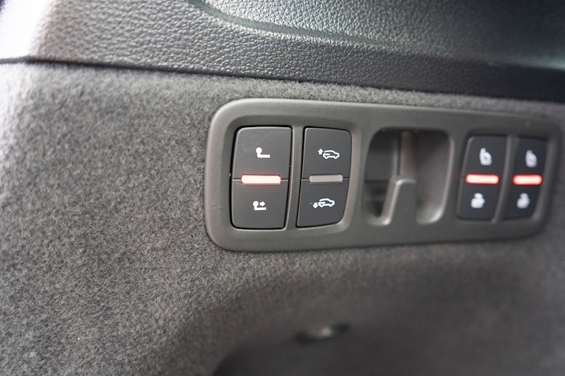 Audi 4.0 TFSI V8 Vorsprung SUV 5dr Petrol Tiptronic quattro Euro 6 (s/s) (507 ps)