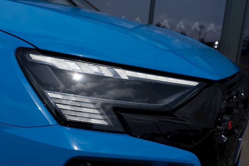 Audi 2.5 TFSI Vorsprung Sportback 5dr Petrol S Tronic quattro Euro 6 (s/s) (400 ps)