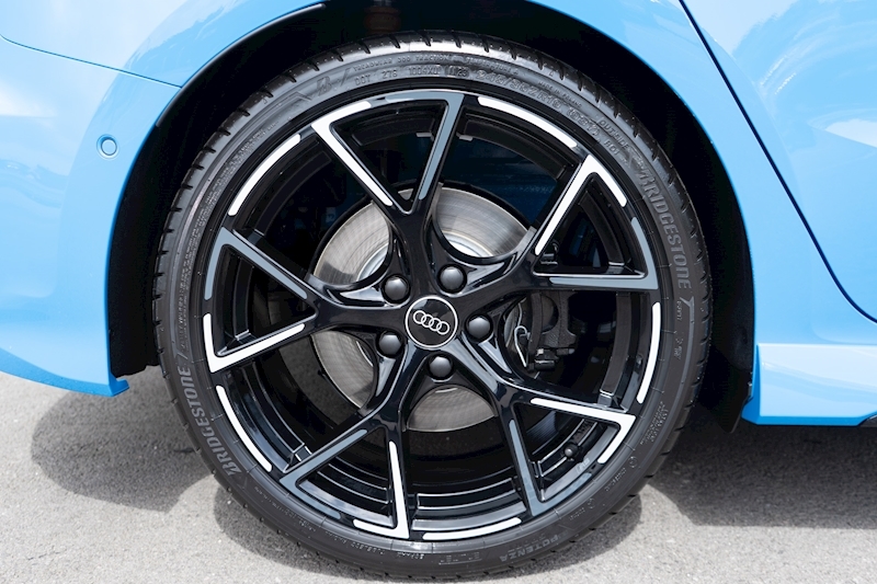 Audi 2.5 TFSI Vorsprung Sportback 5dr Petrol S Tronic quattro Euro 6 (s/s) (400 ps)