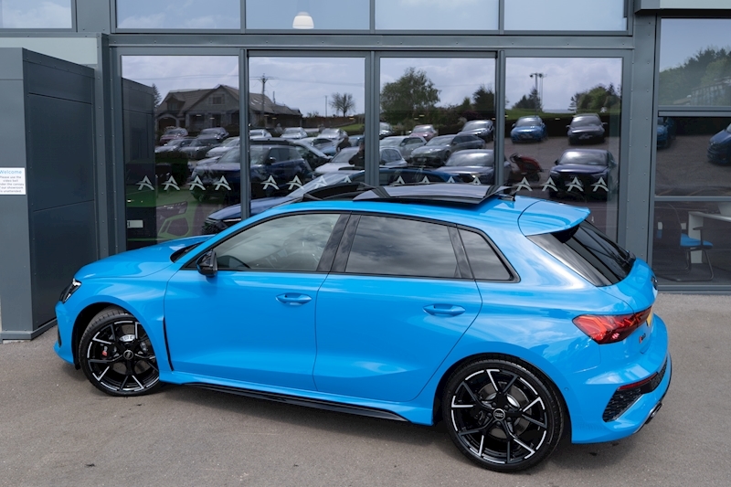 Audi 2.5 TFSI Vorsprung Sportback 5dr Petrol S Tronic quattro Euro 6 (s/s) (400 ps)