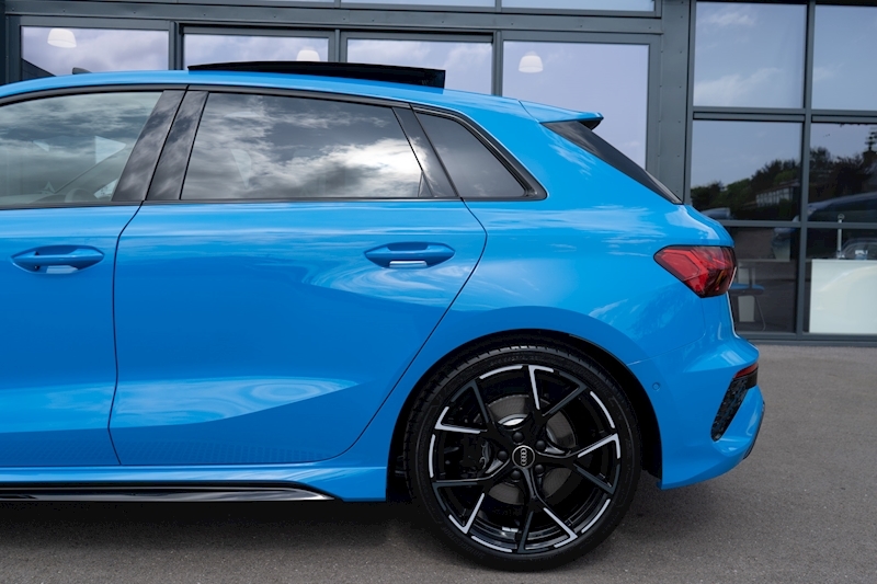 Audi 2.5 TFSI Vorsprung Sportback 5dr Petrol S Tronic quattro Euro 6 (s/s) (400 ps)