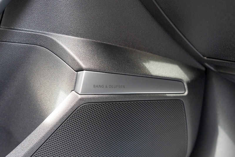 Audi 2.5 TFSI Vorsprung Sportback 5dr Petrol S Tronic quattro Euro 6 (s/s) (400 ps)